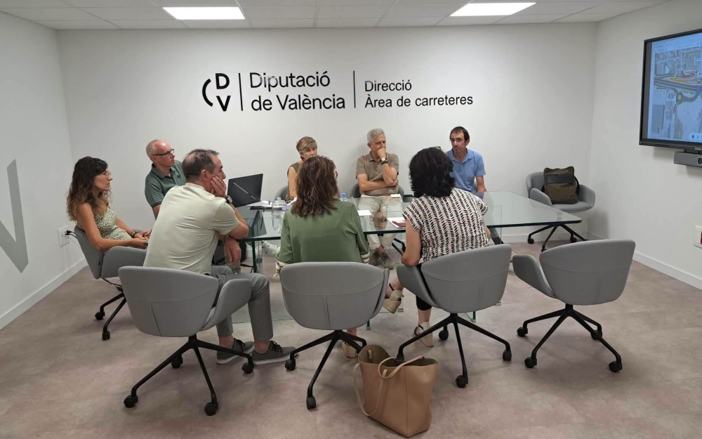 DESDOBLAMIENTO DE LA CV-374